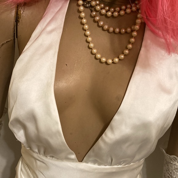 Zara Bride Dress - Picture 3 of 11